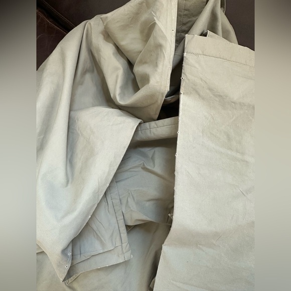 Burberry Classic Beige Trench Coat size 40 runs big XL - Picture 2 of 16